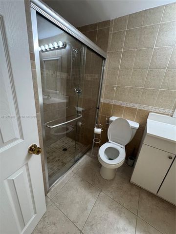 640 N 71st Ter, Hollywood, FL 33024