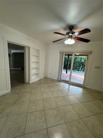 640 N 71st Ter, Hollywood, FL 33024