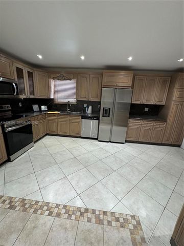 640 N 71st Ter, Hollywood, FL 33024