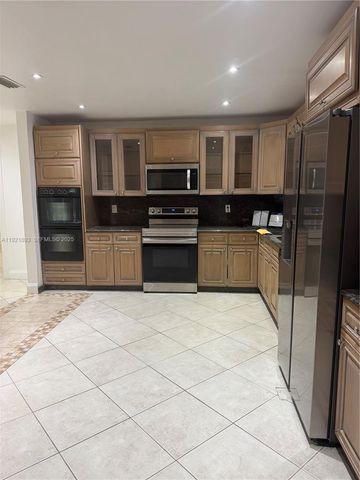 640 N 71st Ter, Hollywood, FL 33024