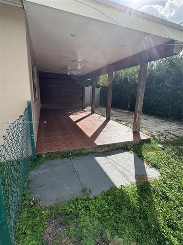 640 N 71st Ter, Hollywood, FL 33024