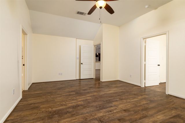 405 Kimbrough Road, Azle, TX 76020