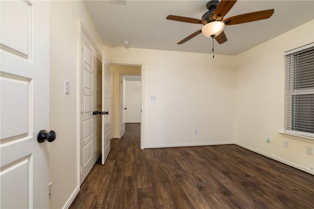 405 Kimbrough Road, Azle, TX 76020