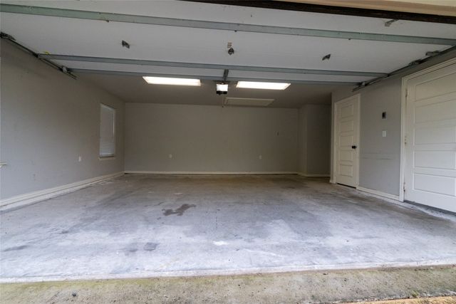 405 Kimbrough Road, Azle, TX 76020