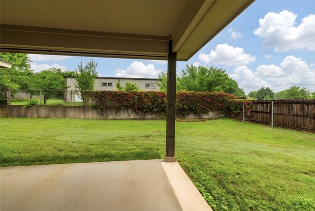 405 Kimbrough Road, Azle, TX 76020