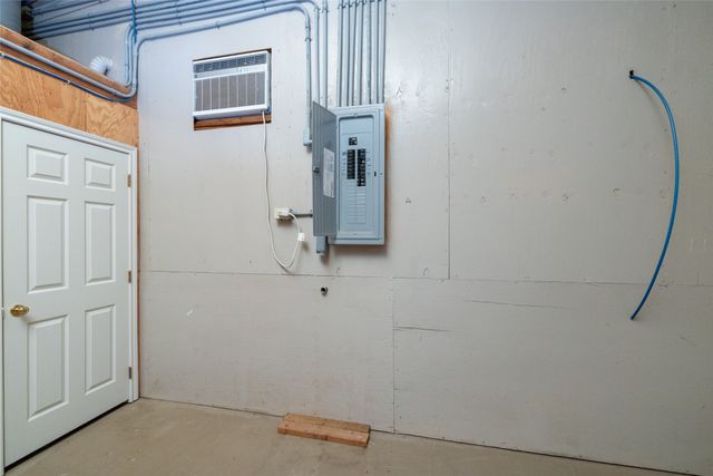 405 Kimbrough Road, Azle, TX 76020