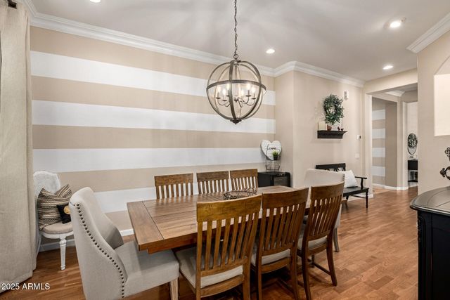 1090 E Elgin Street, Gilbert, AZ 85295