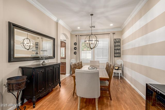 1090 E Elgin Street, Gilbert, AZ 85295