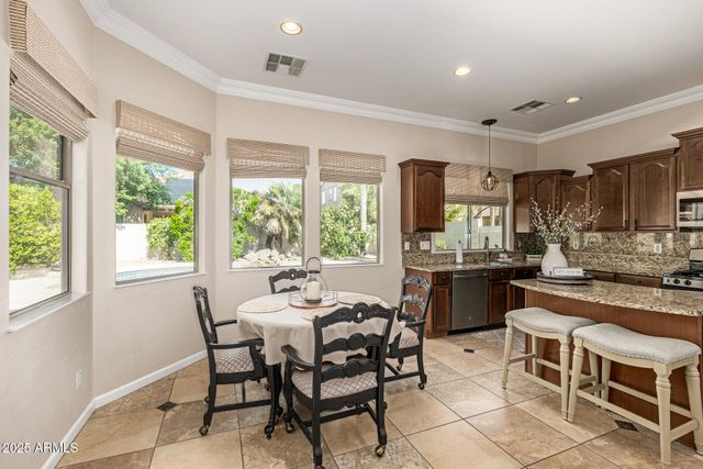 1090 E Elgin Street, Gilbert, AZ 85295