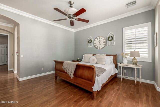 1090 E Elgin Street, Gilbert, AZ 85295