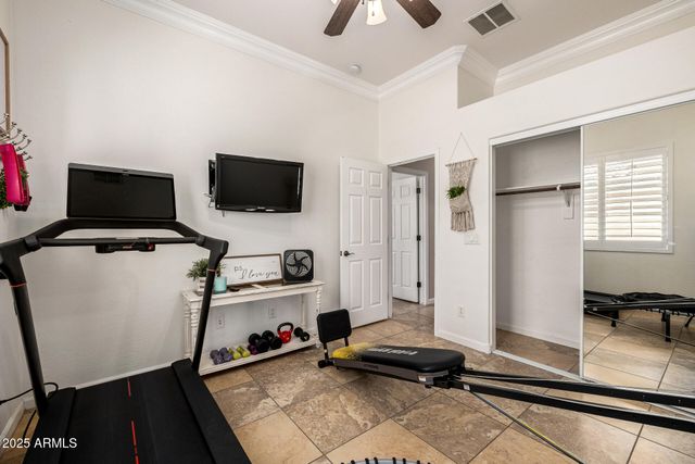 1090 E Elgin Street, Gilbert, AZ 85295