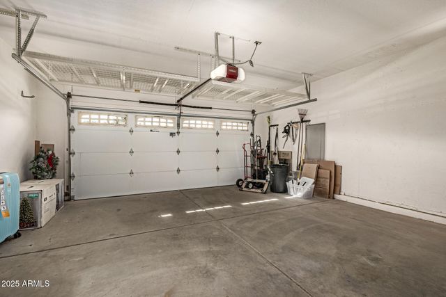 1090 E Elgin Street, Gilbert, AZ 85295