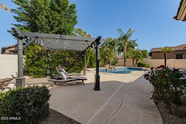 1090 E Elgin Street, Gilbert, AZ 85295