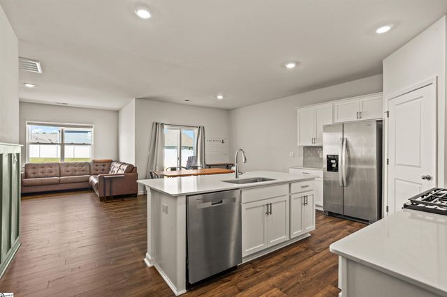 335 Glass Road, Piedmont, SC 29673