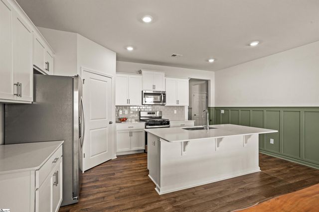 335 Glass Road, Piedmont, SC 29673