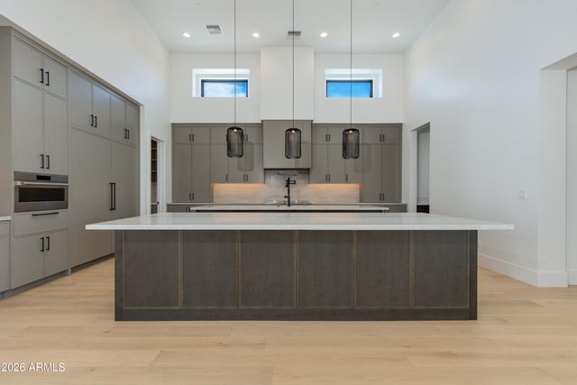 6145 E Gold Dust Avenue, Paradise Valley, AZ 85253