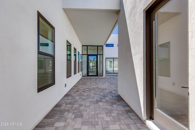 6145 E Gold Dust Avenue, Paradise Valley, AZ 85253