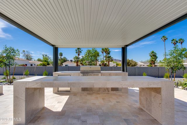 6145 E Gold Dust Avenue, Paradise Valley, AZ 85253