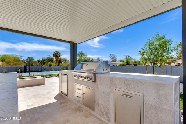6145 E Gold Dust Avenue, Paradise Valley, AZ 85253