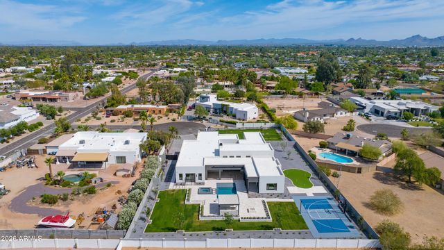 6145 E Gold Dust Avenue, Paradise Valley, AZ 85253