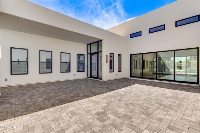 6145 E Gold Dust Avenue, Paradise Valley, AZ 85253