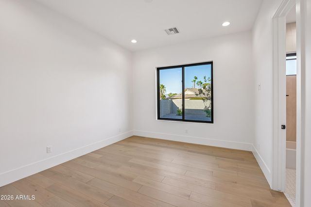 6145 E Gold Dust Avenue, Paradise Valley, AZ 85253