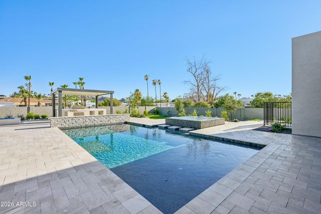 6145 E Gold Dust Avenue, Paradise Valley, AZ 85253