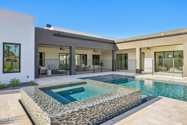 6145 E Gold Dust Avenue, Paradise Valley, AZ 85253