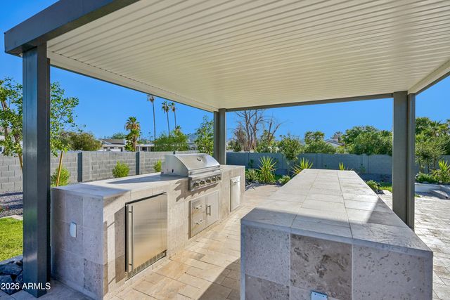 6145 E Gold Dust Avenue, Paradise Valley, AZ 85253
