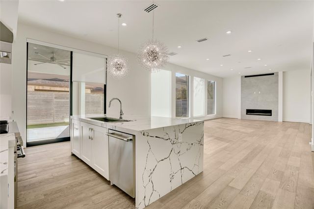 6533 Corbin Street, Houston, TX 77055