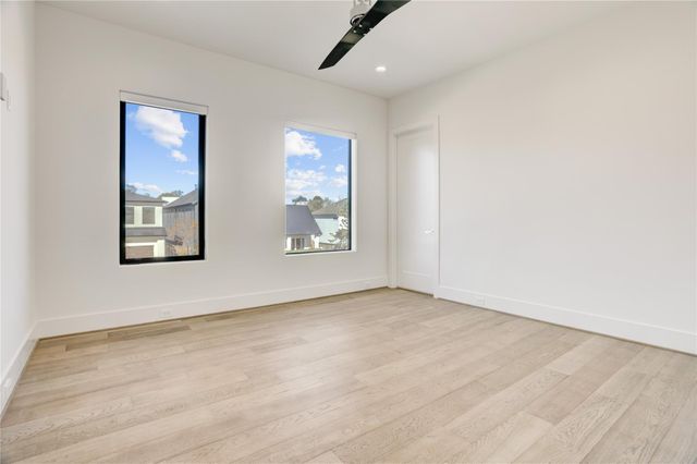 6533 Corbin Street, Houston, TX 77055