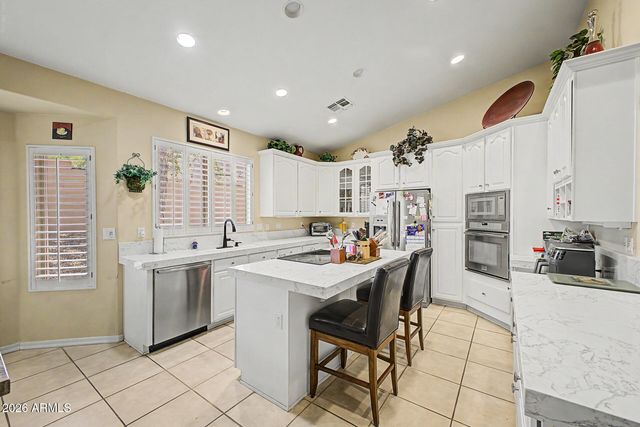 1621 E MONTE CRISTO Avenue, Phoenix, AZ 85022