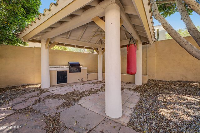 1621 E MONTE CRISTO Avenue, Phoenix, AZ 85022