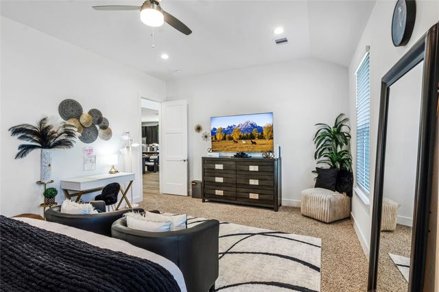 638 Paisley Harbor Court, Conroe, TX 77304