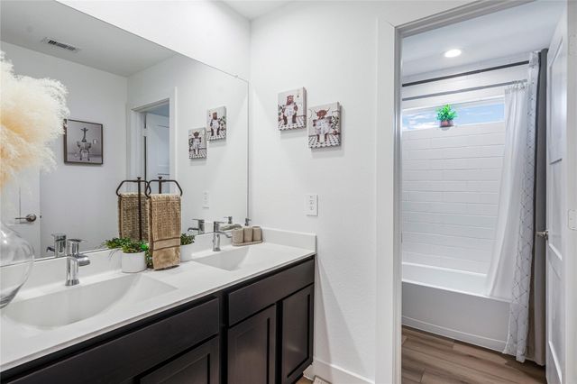 638 Paisley Harbor Court, Conroe, TX 77304