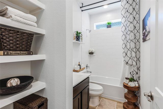 638 Paisley Harbor Court, Conroe, TX 77304