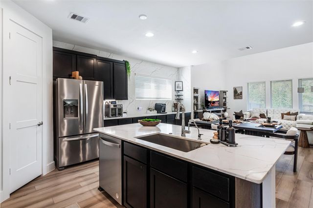 638 Paisley Harbor Court, Conroe, TX 77304