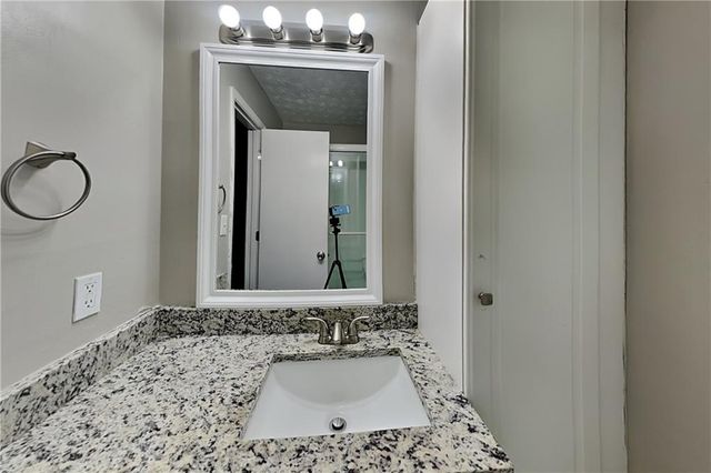 4462 Old Mabry Place NE, Roswell, GA 30075