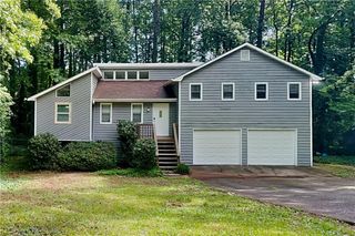 4462 Old Mabry Place NE, Roswell, GA 30075
