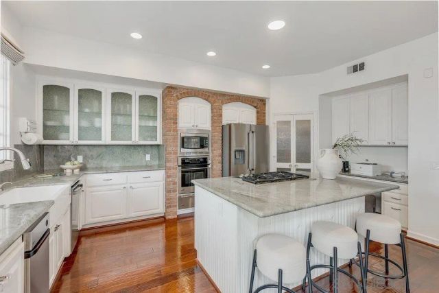 358 Belvedere St, La Jolla, CA 92037