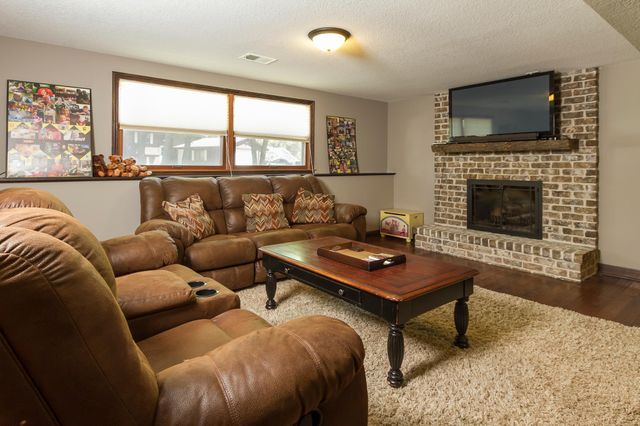5409 Church Road, Mound, MN 55364