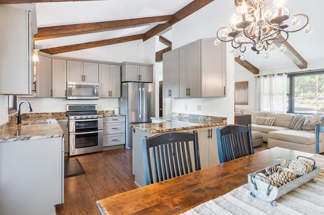 5409 Church Road, Mound, MN 55364