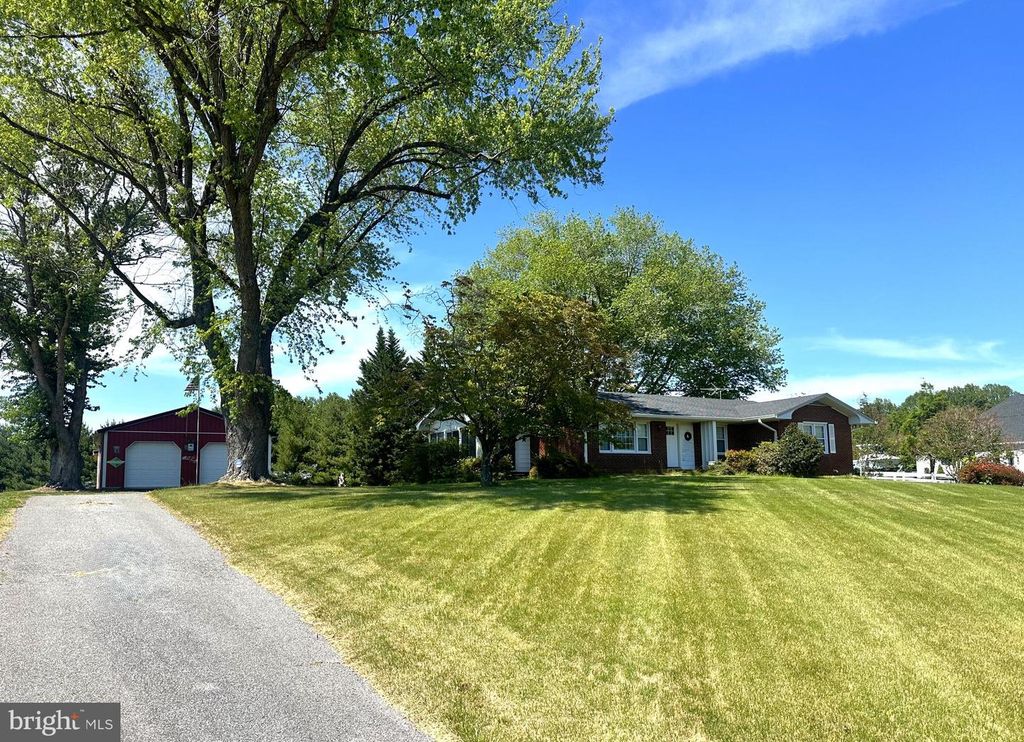212 W BAY FRONT RD, Lothian, MD 20711