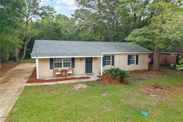 5139 Guinevere Drive, Mobile, AL 36619