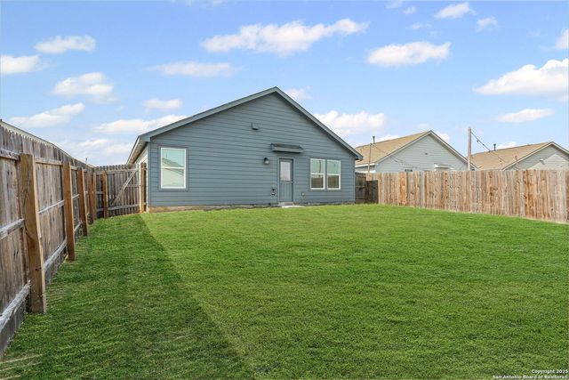 2765 Green Finch, New Braunfels, TX 78130