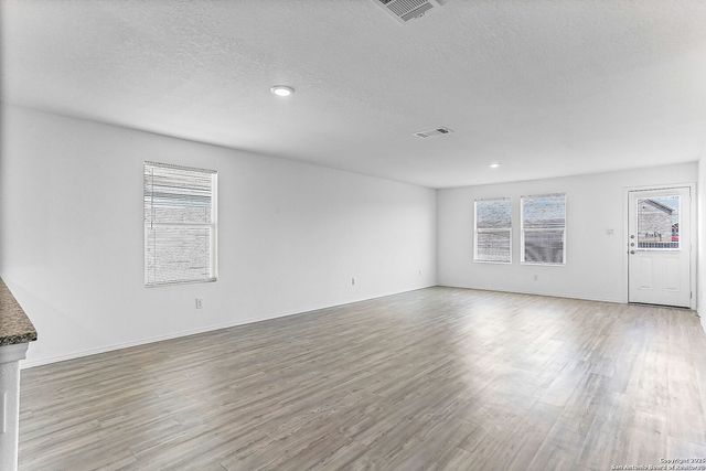 2765 Green Finch, New Braunfels, TX 78130