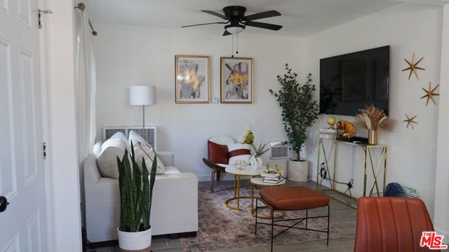 3123 W 67th Street, Los Angeles, CA 90043