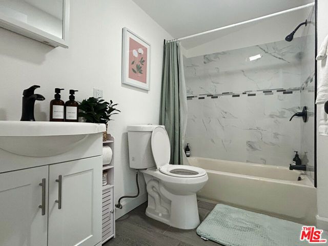 3123 W 67th Street, Los Angeles, CA 90043
