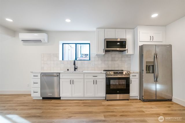 11647 Beacon Avenue S, Seattle, WA 98178