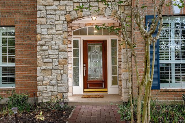 14 Heaven Tree, The Woodlands, TX 77382